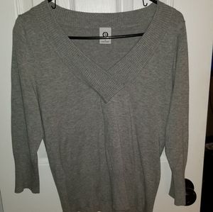 Women's sweater